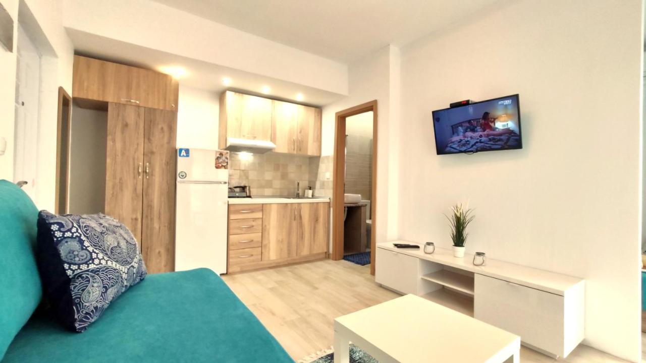 Sea Star Apartments Kallikratia Nea Kallikrateia Eksteriør bilde